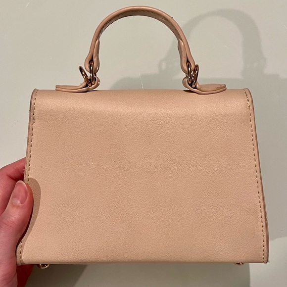 small beige handbag - Picture 3 of 5